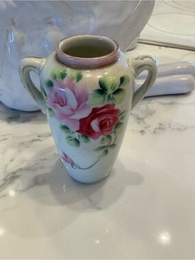 Nippon Hand-Painted Rose Porcelain Double-Handled Vase in Pink and Red